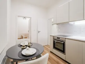 Pronájem bytu 1+1, Praha - Vršovice, Košická, 34 m2