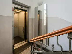 Pronájem bytu 3+1, Praha - Staré Město, Bílkova, 94 m2