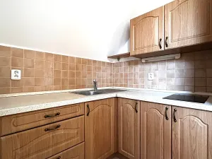 Pronájem bytu 1+kk, Praha - Malá Strana, Malostranské náměstí, 30 m2