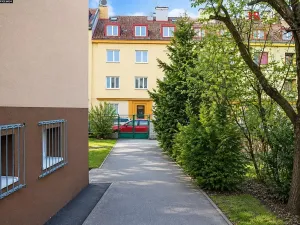 Pronájem bytu 2+kk, Praha - Strašnice, Vykáňská, 57 m2