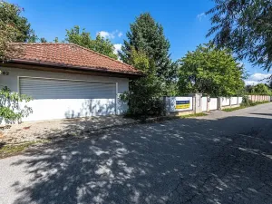 Prodej rodinného domu, Dolní Břežany, 270 m2