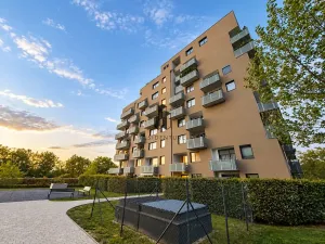 Pronájem bytu 1+kk, Praha - Strašnice, Zvěřinova, 45 m2