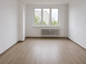Prodej bytu 3+1, Klášterec nad Ohří, Lesní, 76 m2
