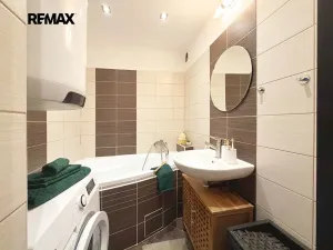 Prodej bytu 4+1, Deštná, U hřiště, 86 m2