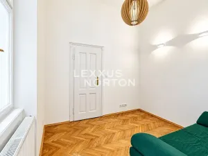 Pronájem bytu 1+1, Praha - Smíchov, Ostrovského, 32 m2