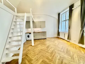 Pronájem bytu 1+kk, Praha - Vinohrady, Lublaňská, 28 m2