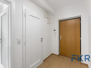 Pronájem bytu 3+kk, Praha - Hloubětín, K náhonu, 68 m2