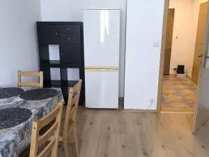Prodej bytu 2+kk, Praha - Troja, Hnězdenská, 46 m2