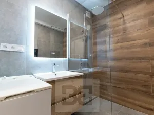 Pronájem bytu 2+kk, Praha - Hlubočepy, Devonská, 52 m2