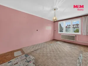 Prodej bytu 3+1, Třeboň - Třeboň II, Souběžná, 64 m2