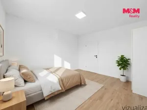 Prodej bytu 3+1, Třeboň - Třeboň II, Souběžná, 64 m2