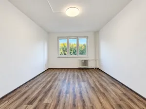Pronájem bytu 3+1, Karlovy Vary, Brigádníků, 67 m2