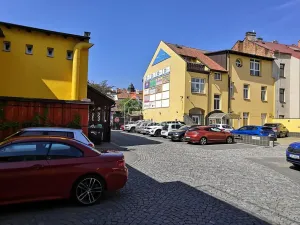 Pronájem kanceláře, Pardubice, Štrossova, 205 m2