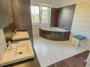 Pronájem bytu 5+1, Dobrá, 150 m2