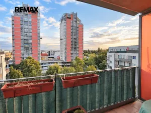 Prodej bytu 1+kk, Praha - Strašnice, Názovská, 35 m2