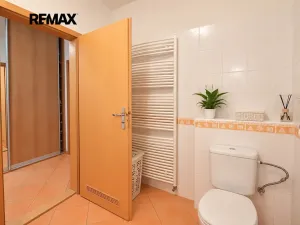 Prodej bytu 1+kk, Praha - Strašnice, Názovská, 35 m2