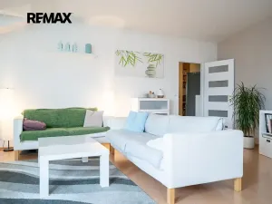 Prodej bytu 2+kk, Hradec Králové, Za Škodovkou, 68 m2