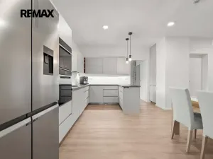 Pronájem bytu 5+kk, Říčany, Táborská, 199 m2