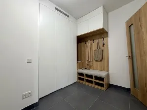 Prodej bytu 2+kk, Praha - Letňany, Vyletalova, 53 m2
