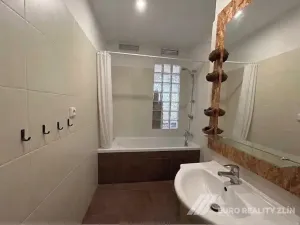 Pronájem bytu 2+1, Zlín, Kvítková, 61 m2