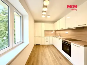 Pronájem bytu 2+1, Zlín, Prlovská, 60 m2