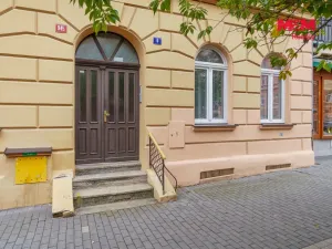 Pronájem bytu 2+kk, Karlovy Vary, Moskevská, 49 m2