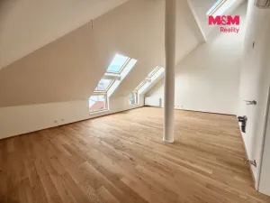 Prodej bytu 2+kk, Praha - Střížkov, Střížkovská, 68 m2