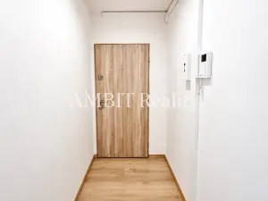 Pronájem bytu 3+kk, Praha - Modřany, Rilská, 67 m2