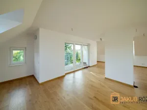 Prodej rodinného domu, Jilemnice, Polní, 219 m2