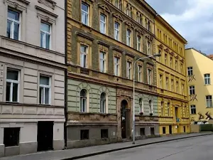 Pronájem bytu 2+1, Praha - Karlín, Prvního pluku, 73 m2