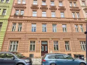 Pronájem bytu 1+1, Praha - Malá Strana, Petřínská, 38 m2