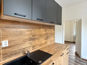 Pronájem bytu 2+1, Chomutov, Mjr. Šulce, 49 m2