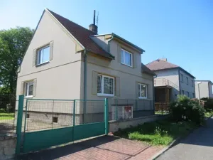 Dražba rodinného domu, Nové Strašecí, Družstevní, 102 m2