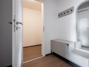 Pronájem bytu 2+kk, Praha - Vysočany, Fafkových, 54 m2