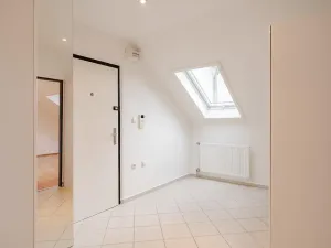 Prodej bytu 2+1, Praha - Kunratice, U zeleného ptáka, 67 m2