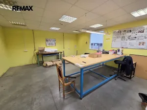 Pronájem výrobních prostor, Roudnice nad Labem, Pracnerova, 2250 m2