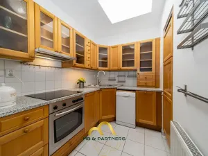 Pronájem bytu 3+kk, Praha - Vinohrady, Pod Karlovem, 85 m2