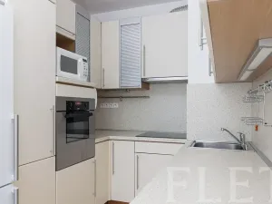 Pronájem bytu 2+kk, Praha - Záběhlice, Velenovského, 53 m2