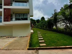 Prodej bytu 3+1, Coxen Hole, Roatán, Honduras, 139 m2