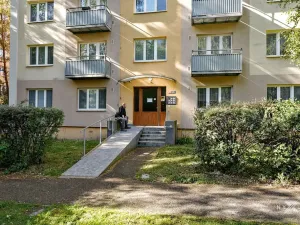 Pronájem bytu 1+1, Kladno, Finská, 34 m2