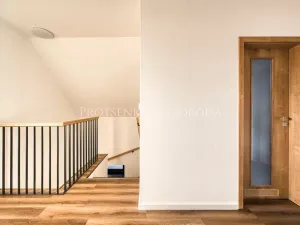 Prodej rodinného domu, Kamenice nad Lipou, Dobšova, 215 m2