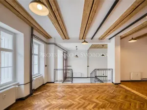 Pronájem kanceláře, Třebíč, Hasskova, 127 m2