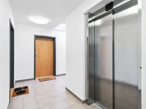 Prodej bytu 3+kk, Odolena Voda, Pod Sokolákem, 77 m2