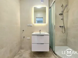 Prodej bytu 1+1, Olomouc, Kanadská, 36 m2