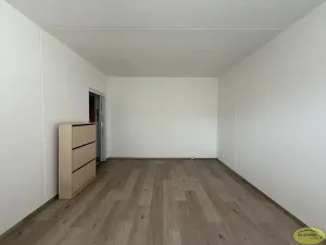 Pronájem bytu 1+1, Zlín, Zborovská, 38 m2