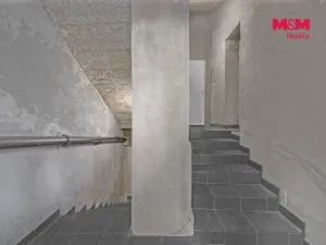 Prodej obchodního prostoru, Praha, Seifertova, 110 m2