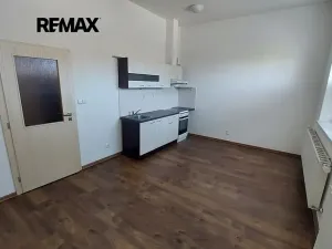 Pronájem bytu 2+kk, Rousínov, 45 m2