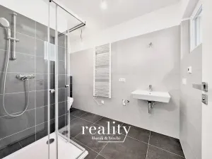 Pronájem bytu 1+kk, Znojmo, Třešňová, 36 m2