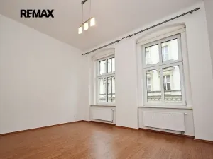 Pronájem bytu 1+1, Plzeň, Husova, 44 m2