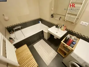 Pronájem bytu 2+kk, Praha - Holešovice, U Uranie, 65 m2